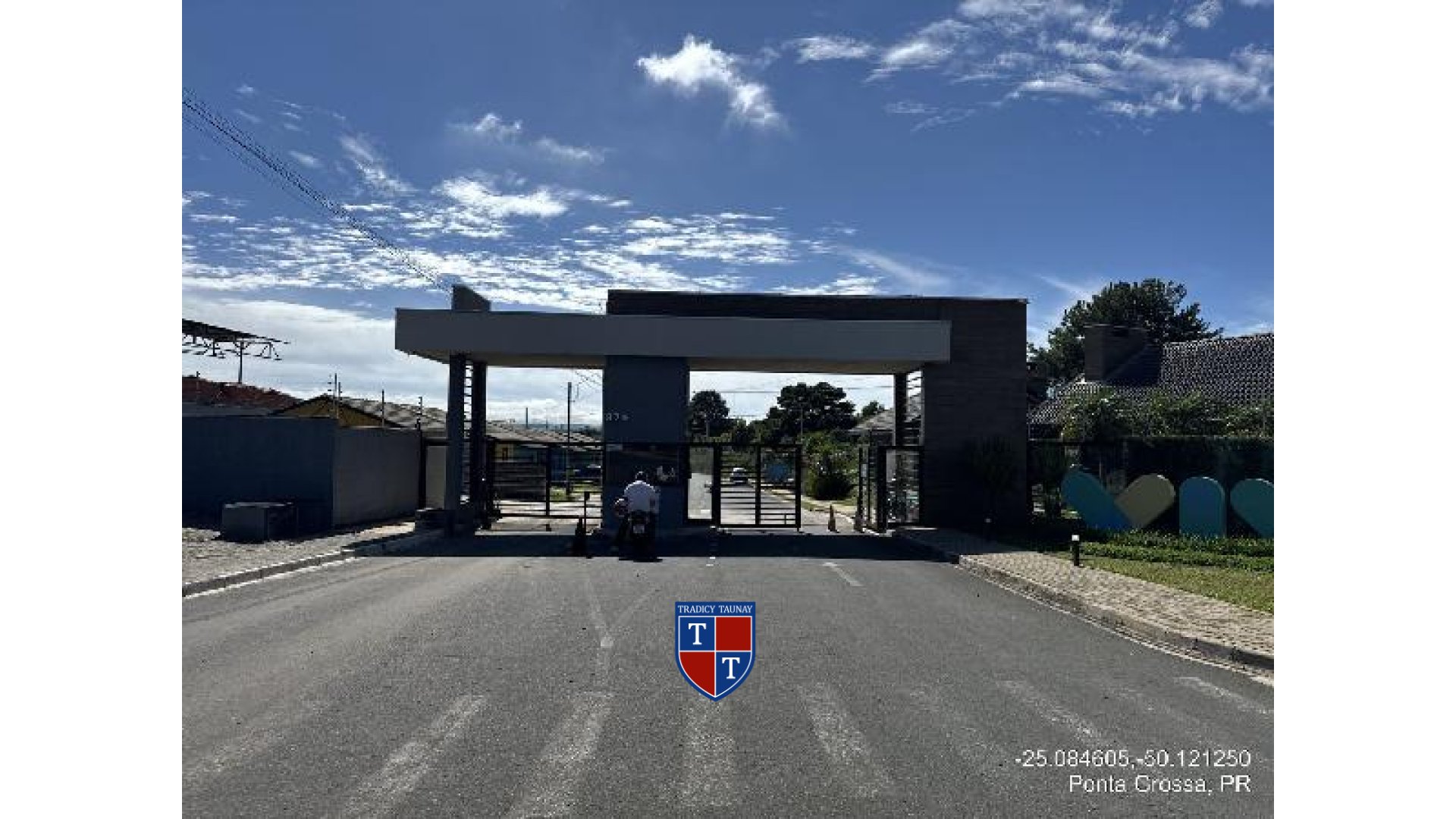 Foto 1 de CASA em UVARANAS - Imóvel Retomado Caixa