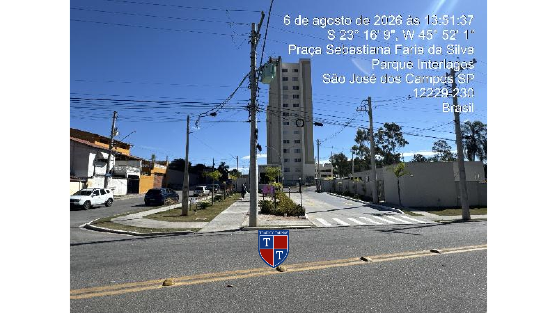 APARTAMENTO em JARDIM TORRAO DE OURO