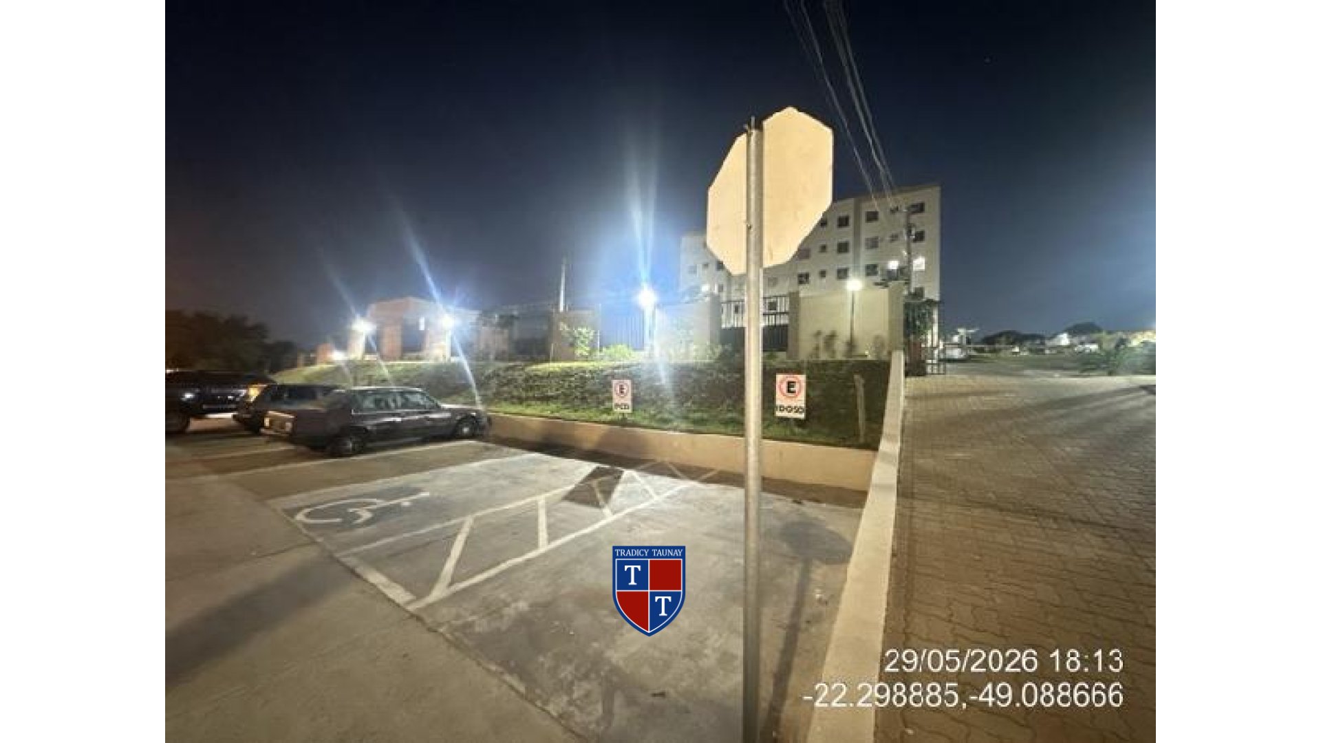 Foto 1 de APARTAMENTO em JARDIM GODOY - Imóvel Retomado Caixa
