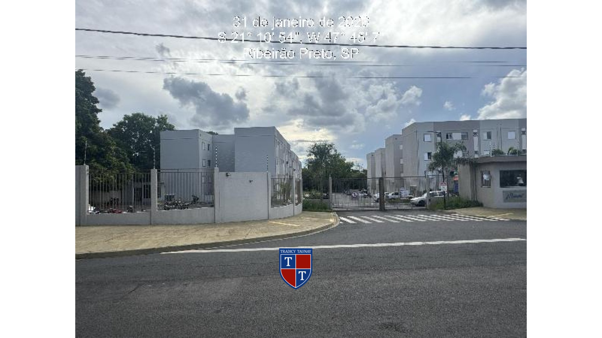 Foto 1 de APARTAMENTO em PARQUE SAO SEBASTIAO - Imóvel Retomado Caixa