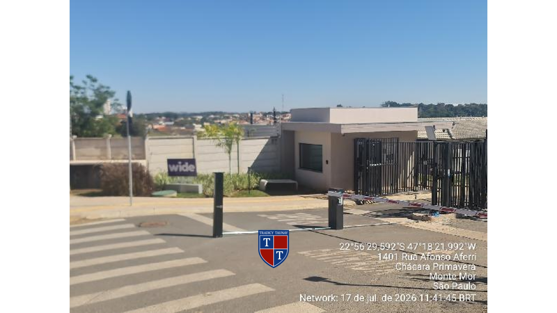 APARTAMENTO em CENTRO