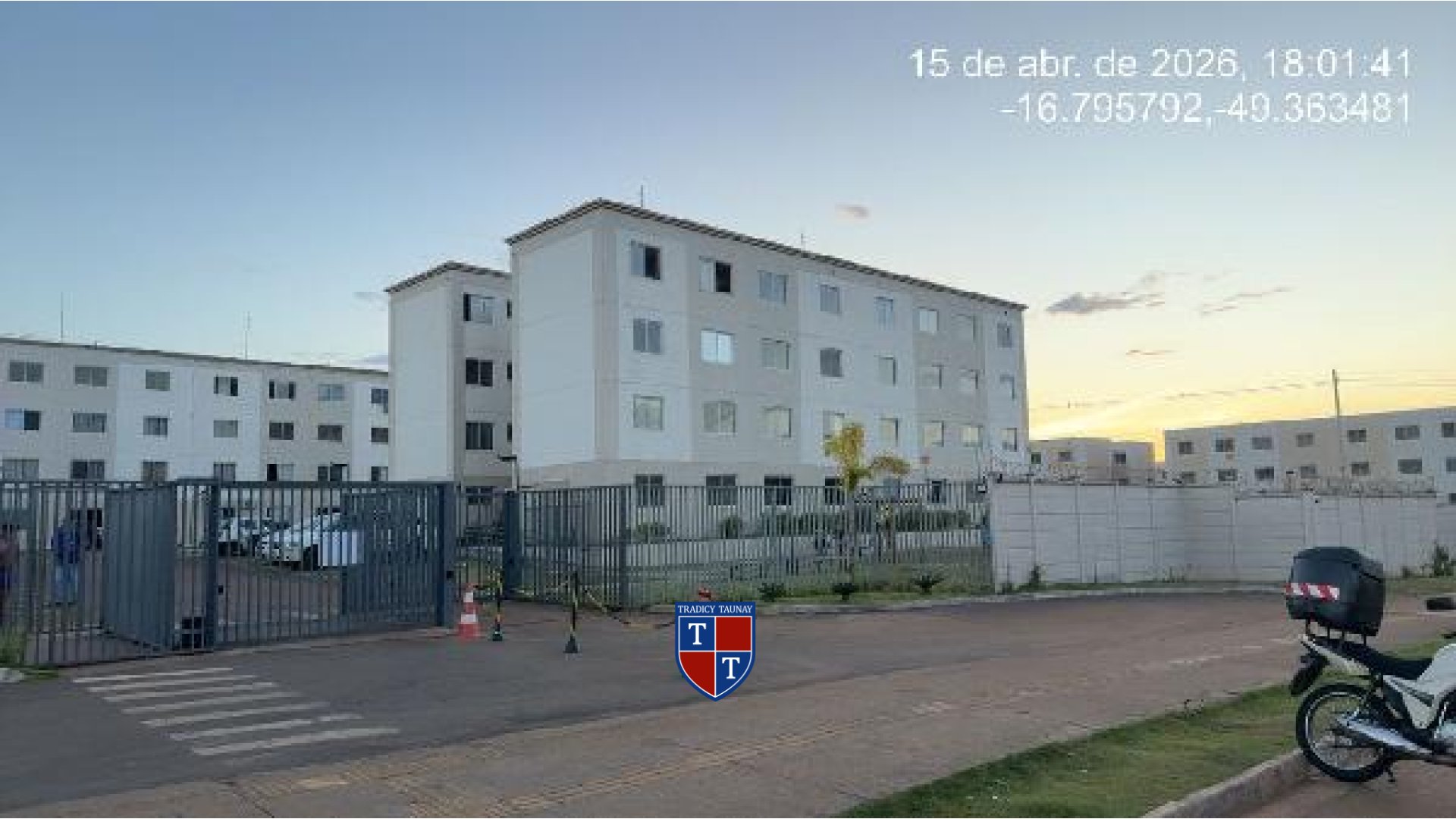 Foto 1 de APARTAMENTO em FAZENDA DOURADOS - CONDOMINIO SONHO DOUR - Imóvel Retomado Caixa