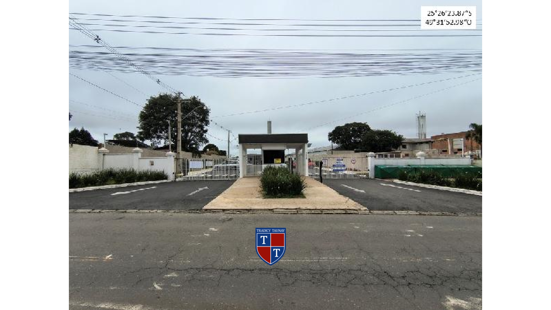 APARTAMENTO em OURO VERDE