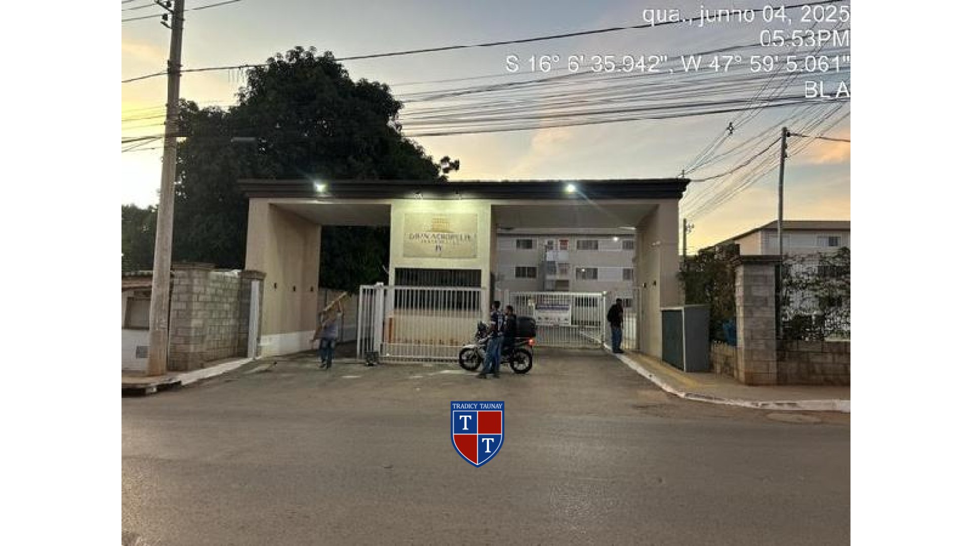 Foto 1 de APARTAMENTO em CHACARAS E MANSOES SANTA MARIA - Imóvel Retomado Caixa