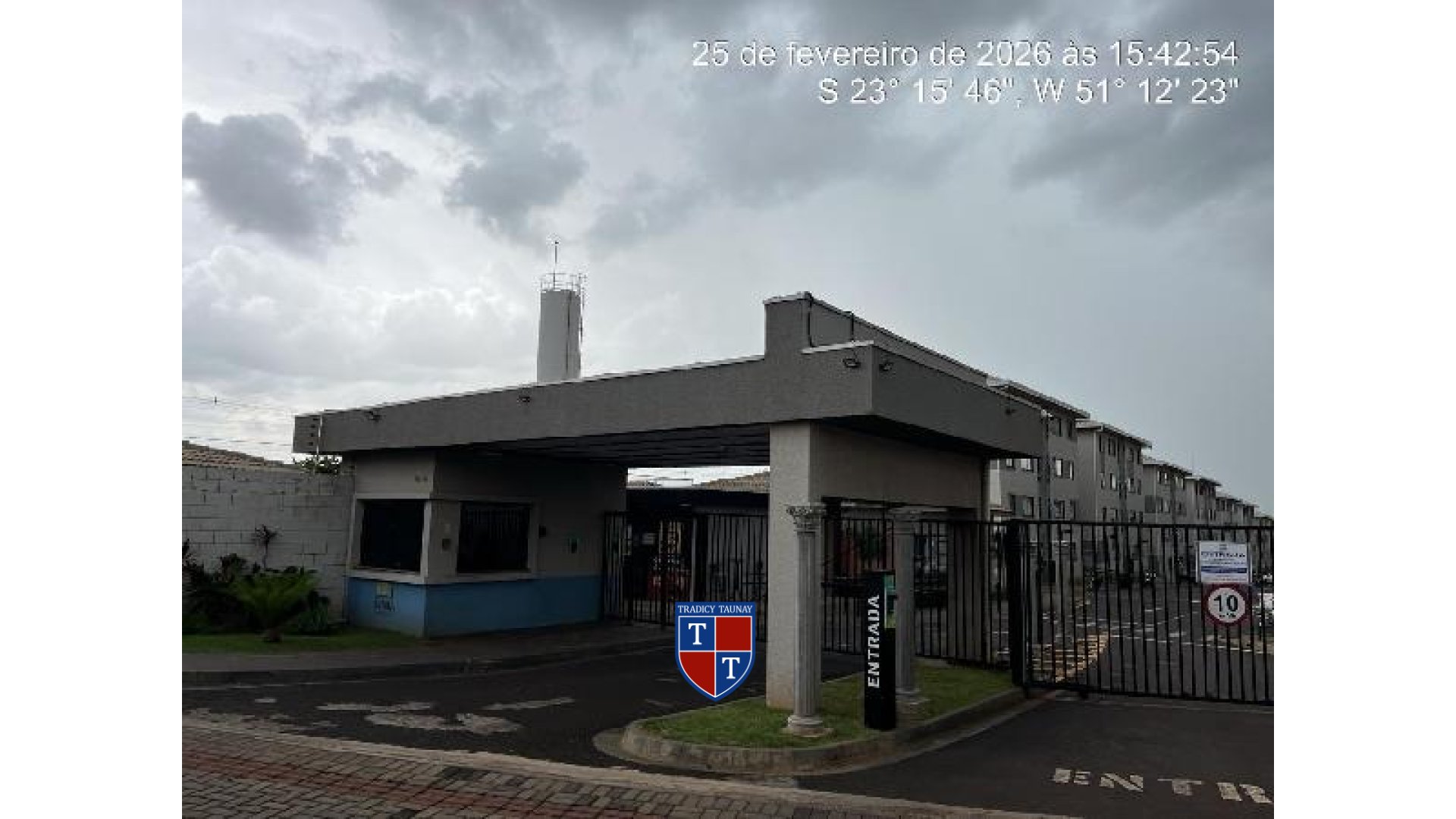 Foto 1 de APARTAMENTO em JARDIM MARIA CELINA - Imóvel Retomado Caixa