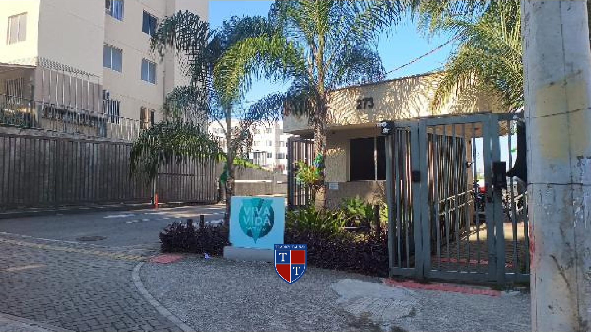 APARTAMENTO em SANTA CRUZ