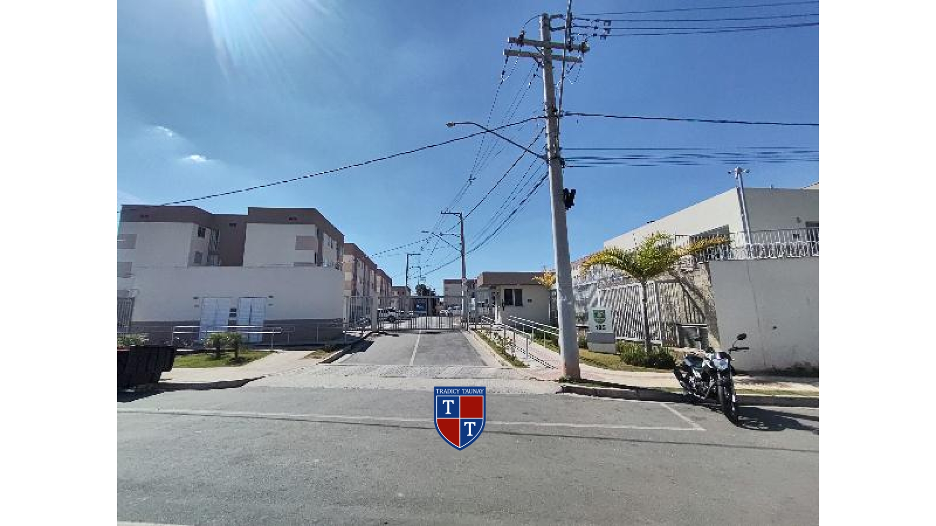 APARTAMENTO em ALTO DA CONQUISTA