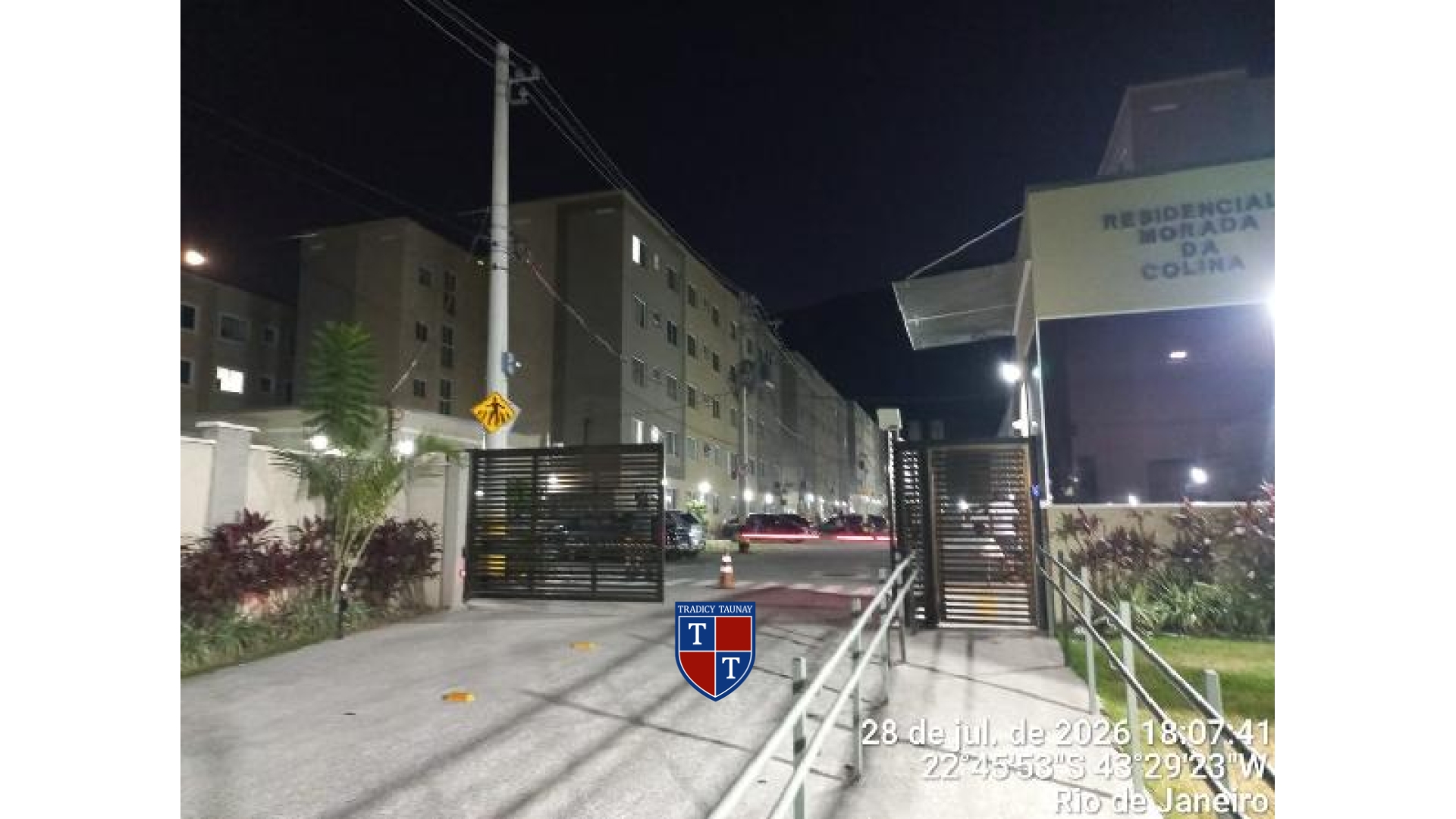 APARTAMENTO em JARDIM ALVORADA