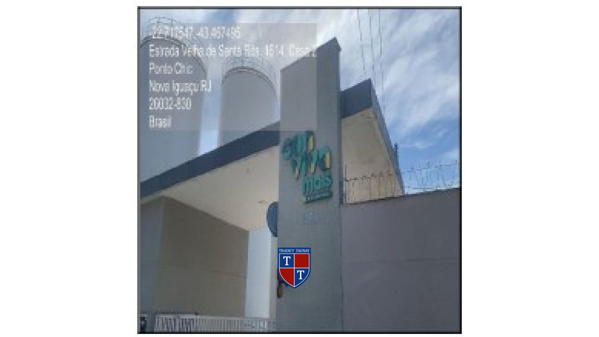 APARTAMENTO em PONTO CHIC