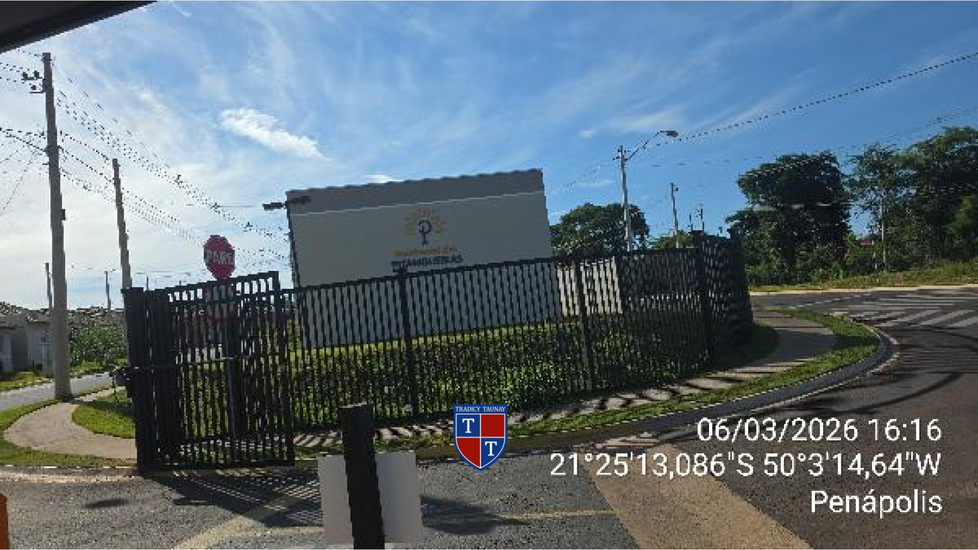 Foto 1 de CASA em RESIDENCIAL PITANGUEIRAS - Imóvel Retomado Caixa