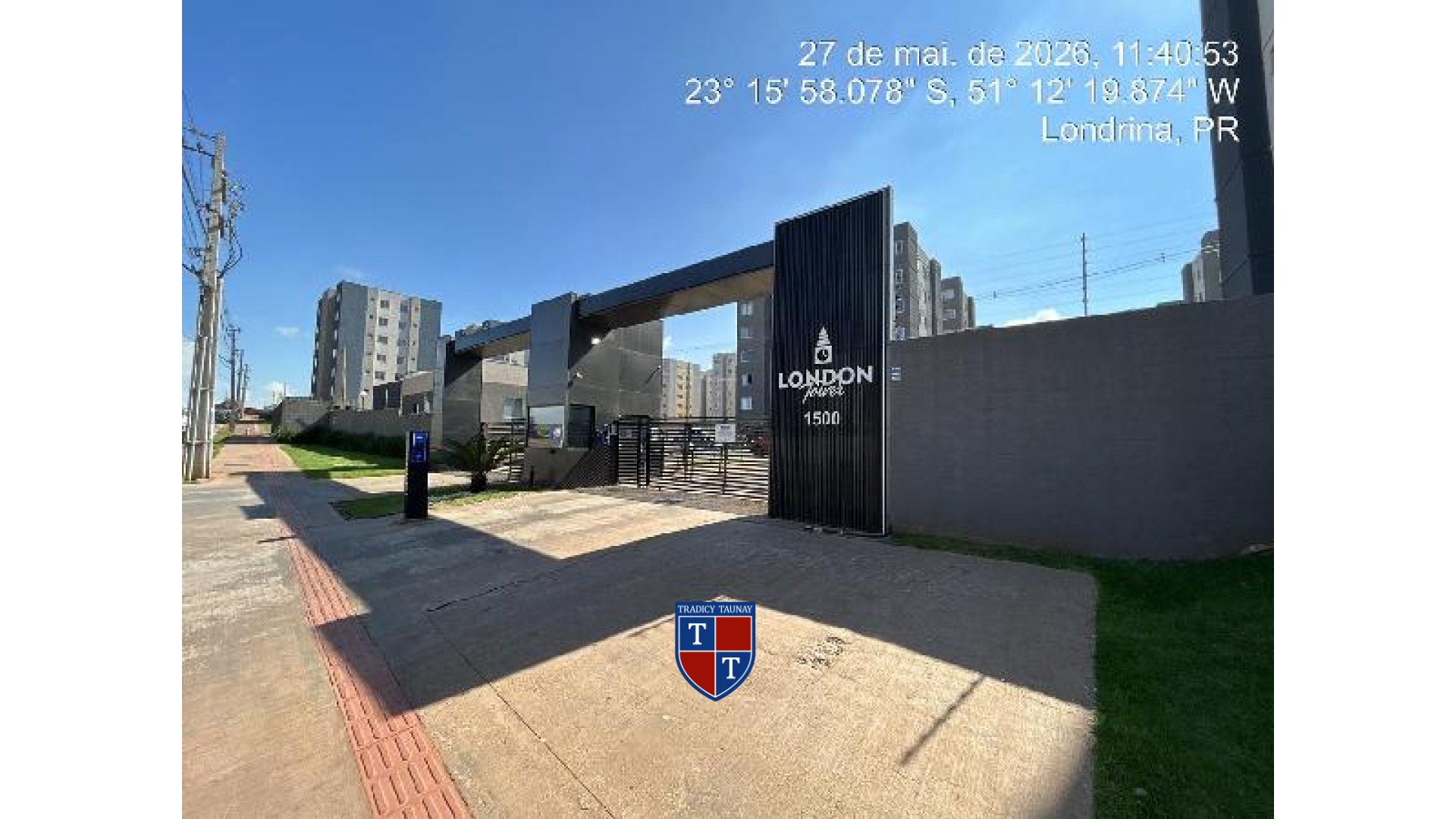 APARTAMENTO em JARDIM MARIA CELINA
