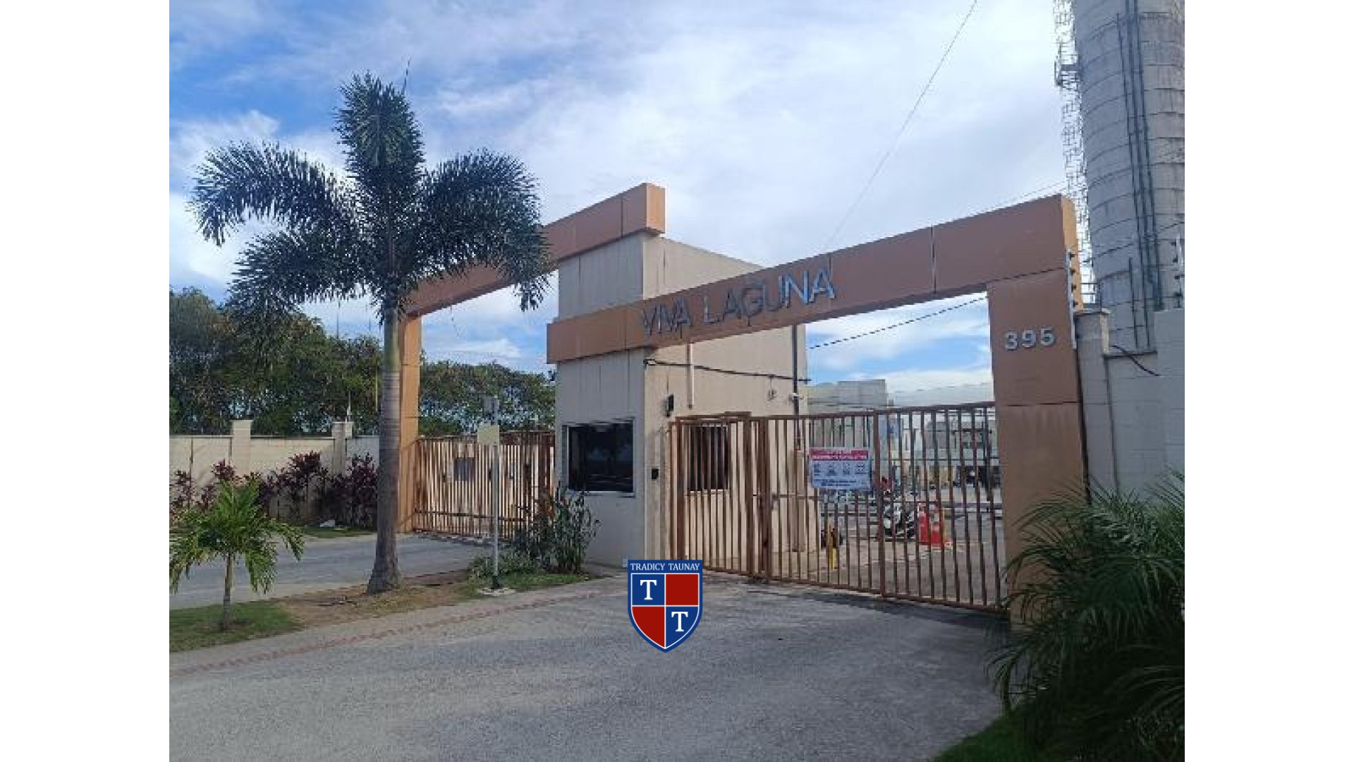 Foto 1 de APARTAMENTO em PRAIA DA BALEIA - Imóvel Retomado Caixa