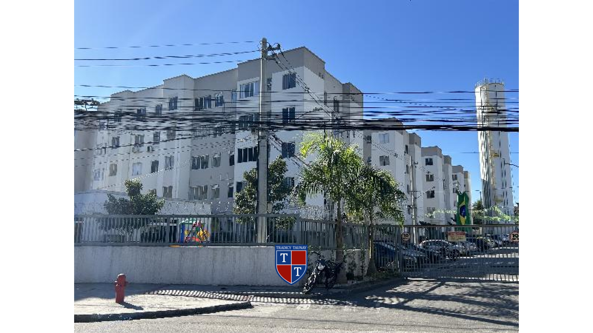 APARTAMENTO em PARQUE COLUMBIA