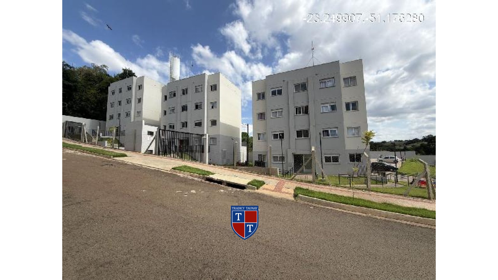Foto 1 de APARTAMENTO em CONJUNTO VIVI XAVIER - Imóvel Retomado Caixa