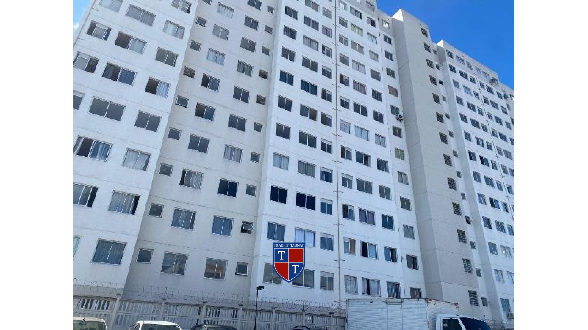 APARTAMENTO em DOM AVELAR