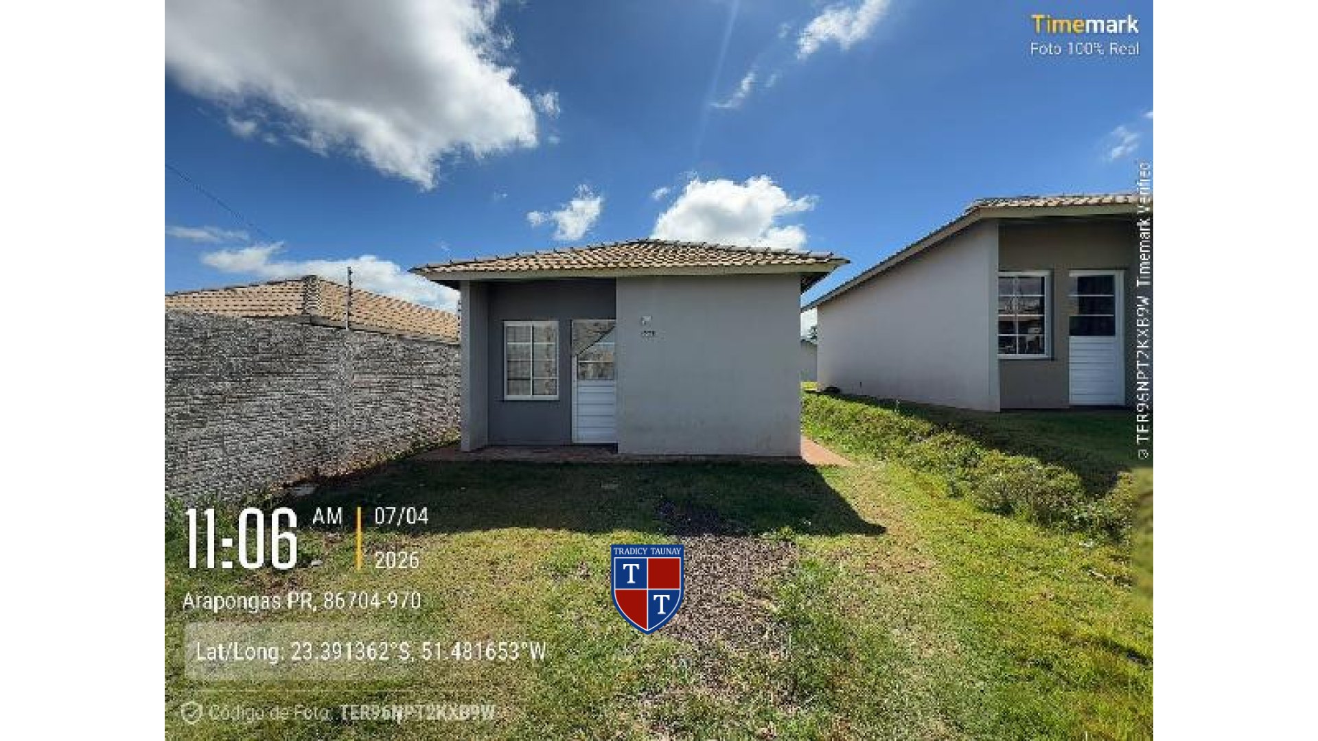 Foto 1 de CASA em LOTEAMENTO BEM VIVER ARAPONGAS - Imóvel Retomado Caixa