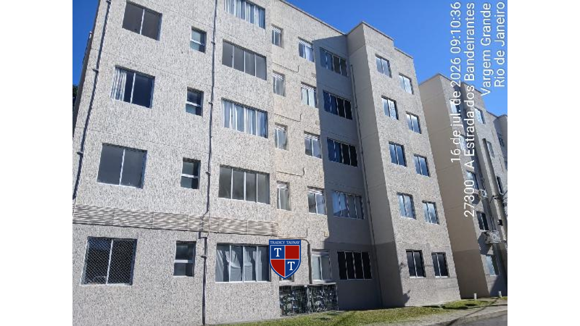 APARTAMENTO em VARGEM GRANDE
