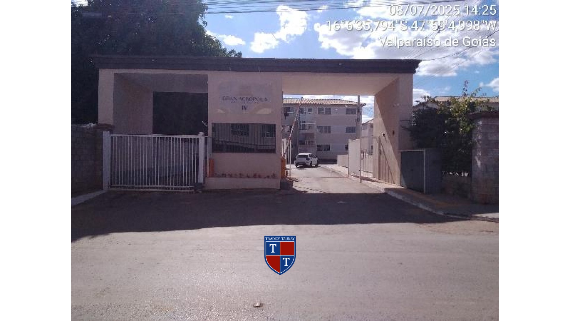 Foto 1 de APARTAMENTO em CHACARAS E MANSOES SANTA MARIA - Imóvel Retomado Caixa