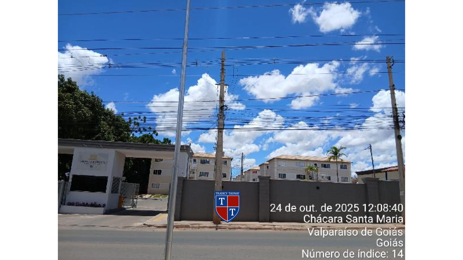 Foto 1 de APARTAMENTO em CHACARAS E MANSOES SANTA MARIA - Imóvel Retomado Caixa