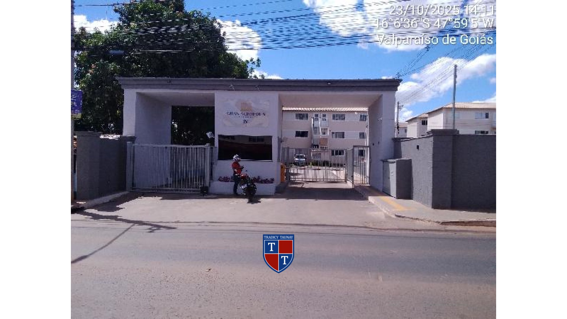 Foto 1 de APARTAMENTO em CHACARAS E MANSOES SANTA MARIA - Imóvel Retomado Caixa