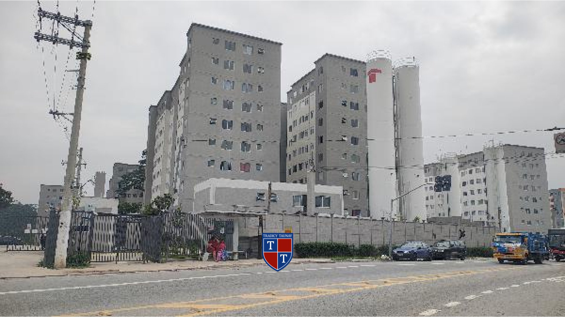 Foto 1 de APARTAMENTO em VILA CARMOSINA - Imóvel Retomado Caixa