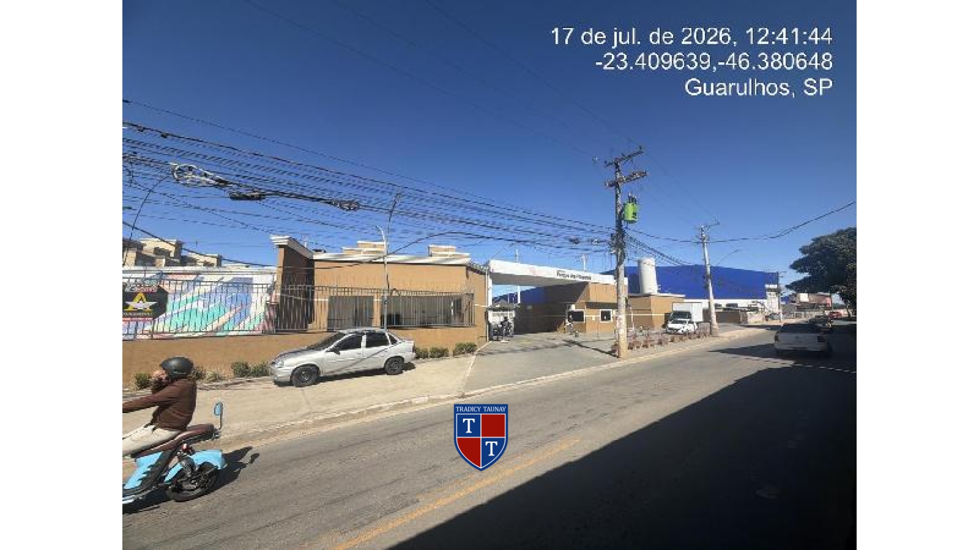 APARTAMENTO em VILA NOVA BONSUCESSO