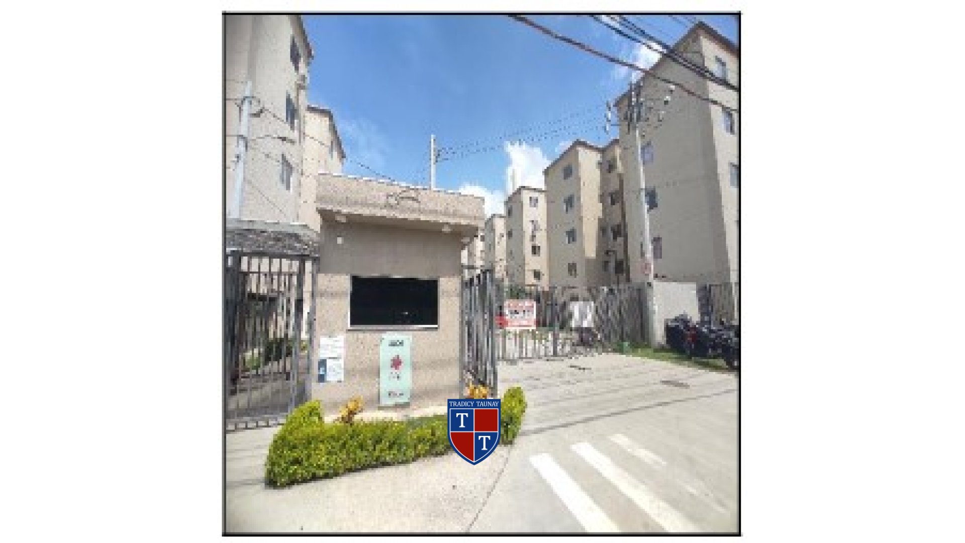 APARTAMENTO em SANTA CRUZ