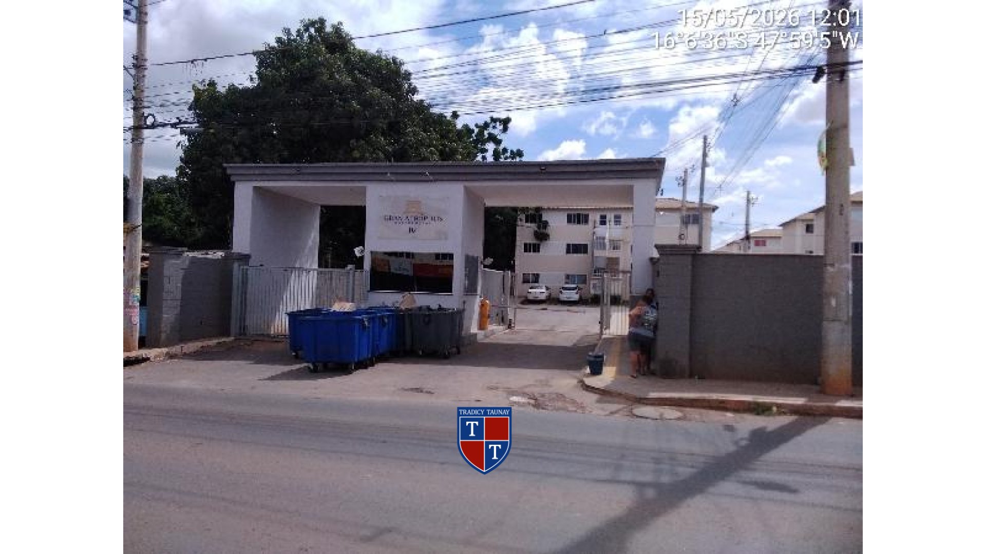 Foto 1 de APARTAMENTO em CHACARAS E MANSOES SANTA MARIA - Imóvel Retomado Caixa