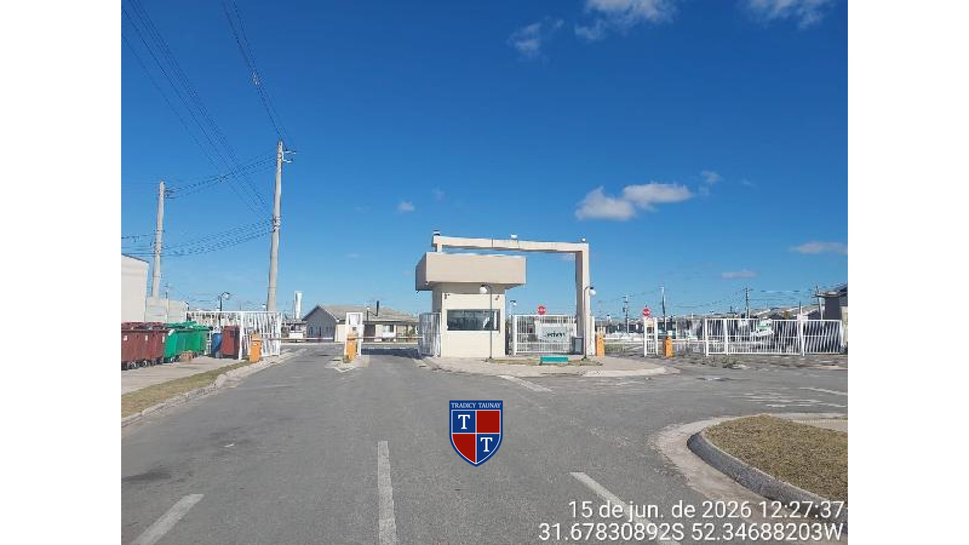 Foto 1 de CASA em TRES VENDAS - Imóvel Retomado Caixa