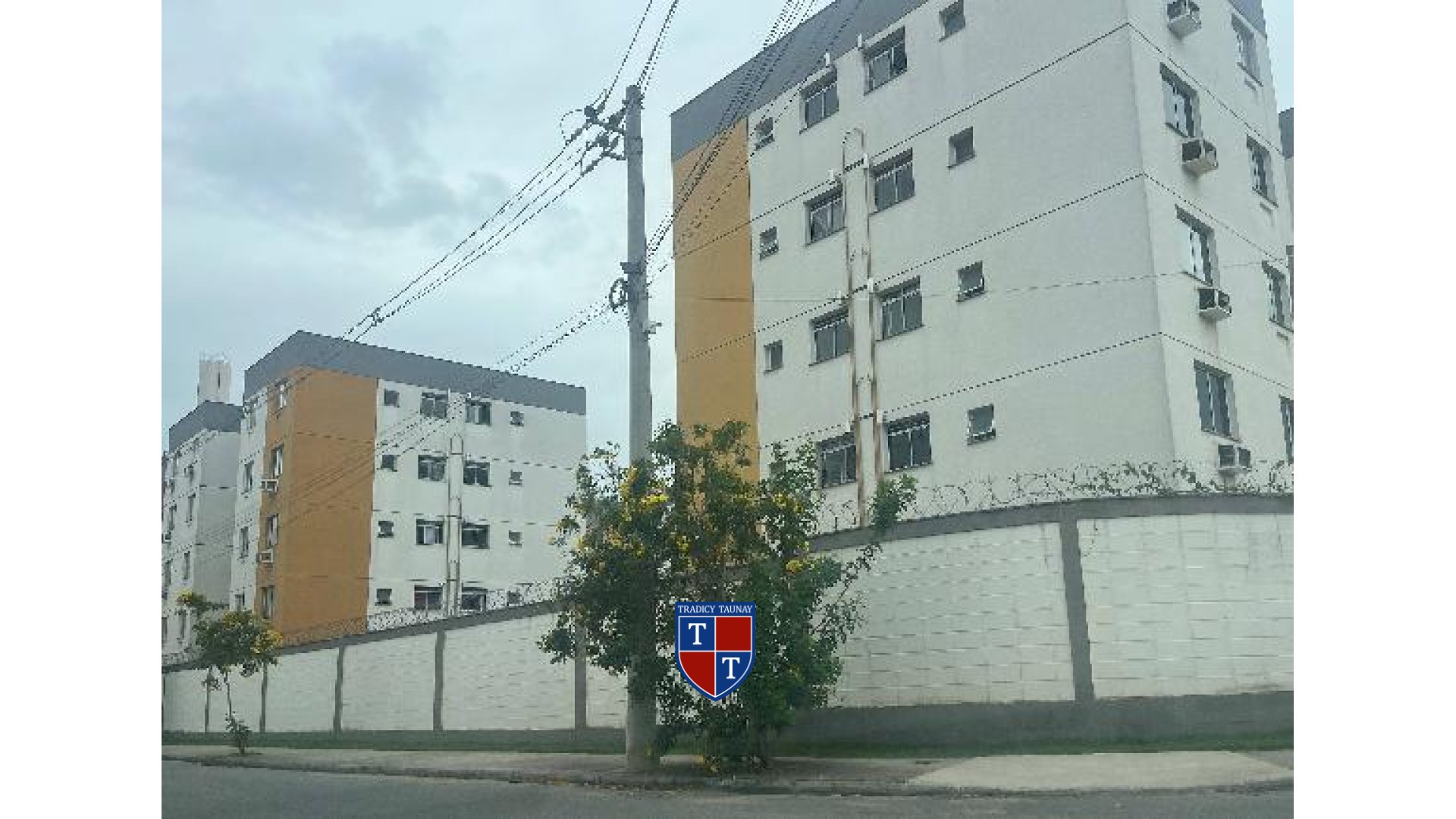 Foto 1 de APARTAMENTO em JARDIM GRAMACHO - Imóvel Retomado Caixa