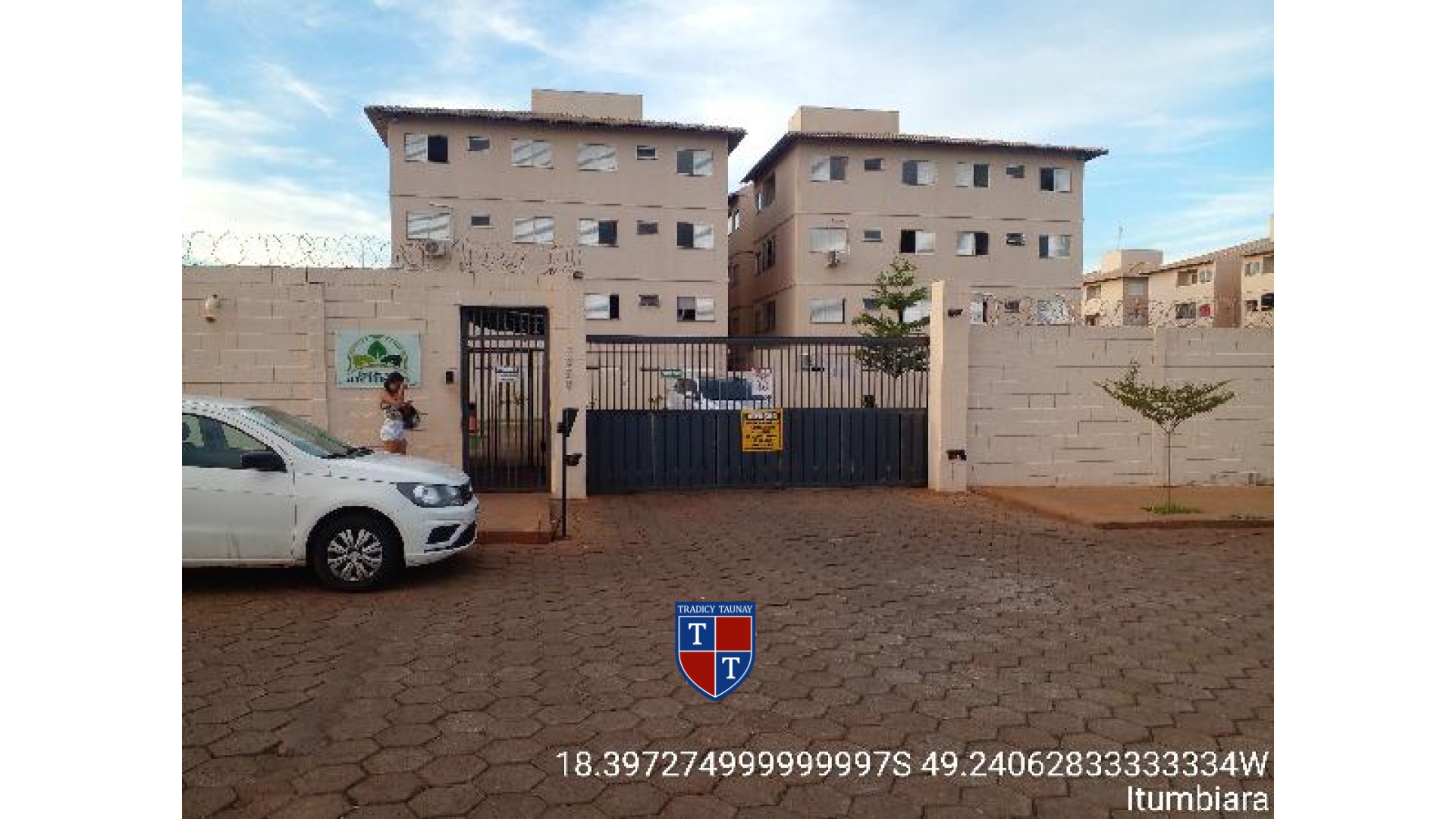 Foto 1 de APARTAMENTO em RESIDENCIAL ALTO DO TRINDADE - Imóvel Retomado Caixa
