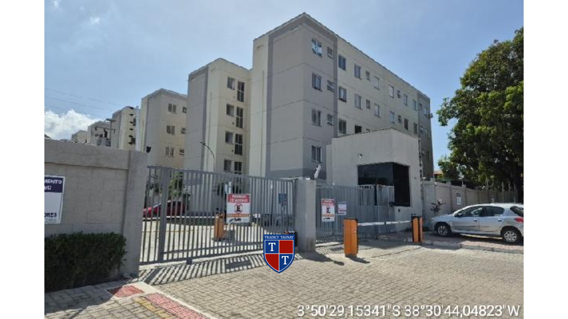 Foto 1 de APARTAMENTO em JANGURUSSU - Imóvel Retomado Caixa