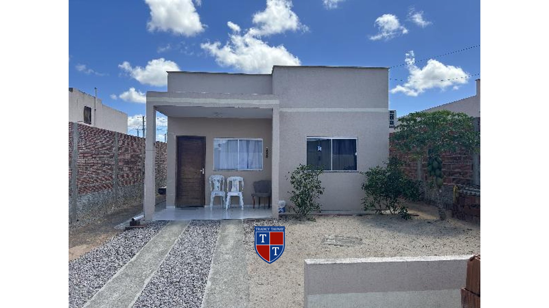 Foto 1 de CASA em LT JD ARVOREDO - Imóvel Retomado Caixa