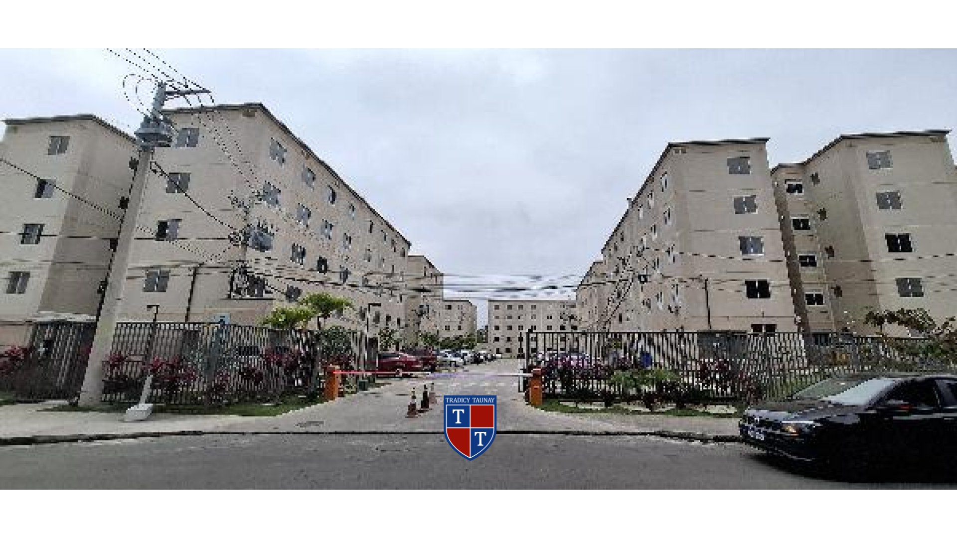 APARTAMENTO em GUARATIBA