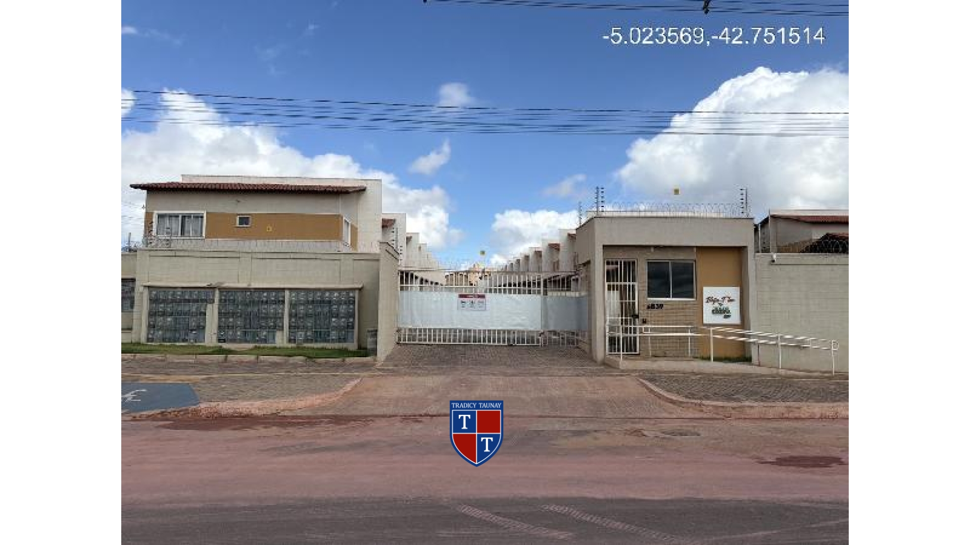 CASA em MORROS