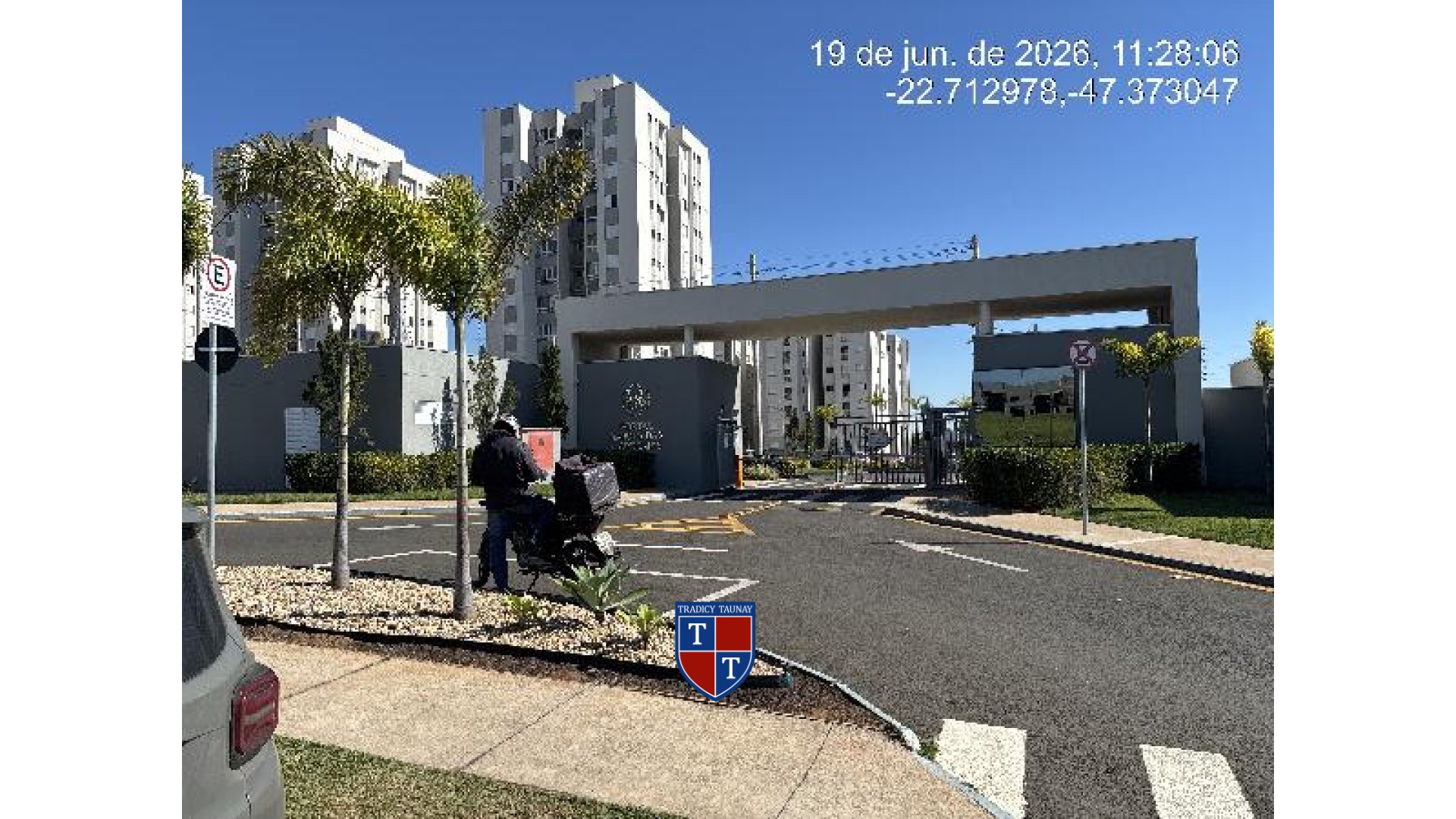 Foto 1 de APARTAMENTO em JARDIM DOS MANACAS - Imóvel Retomado Caixa