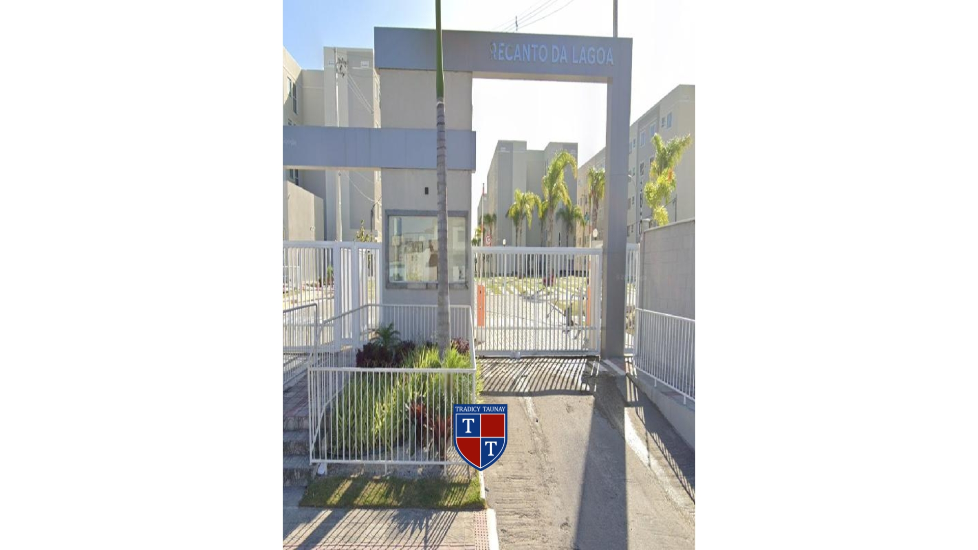 APARTAMENTO em CANDEIAS