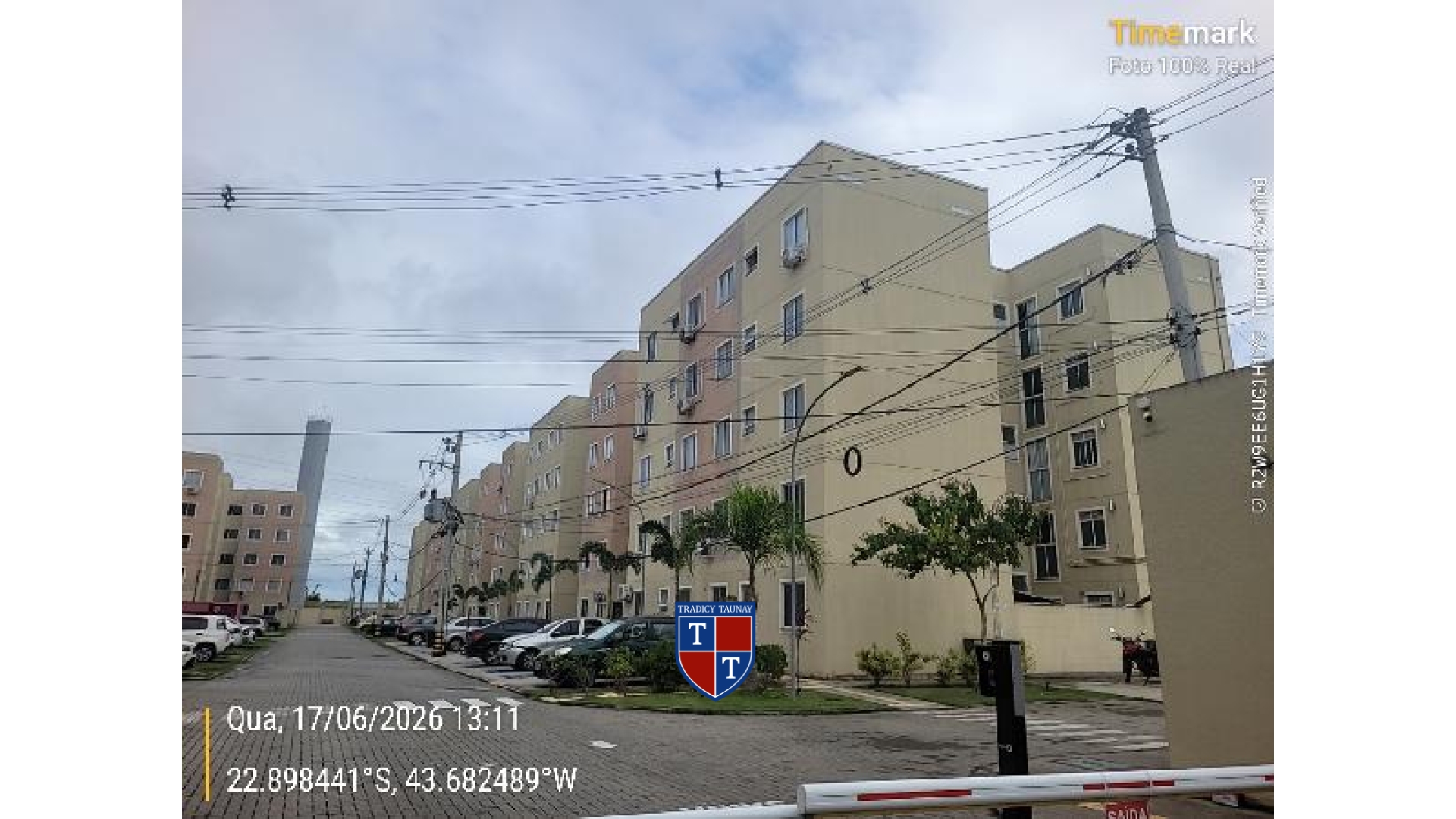 APARTAMENTO em SANTA CRUZ