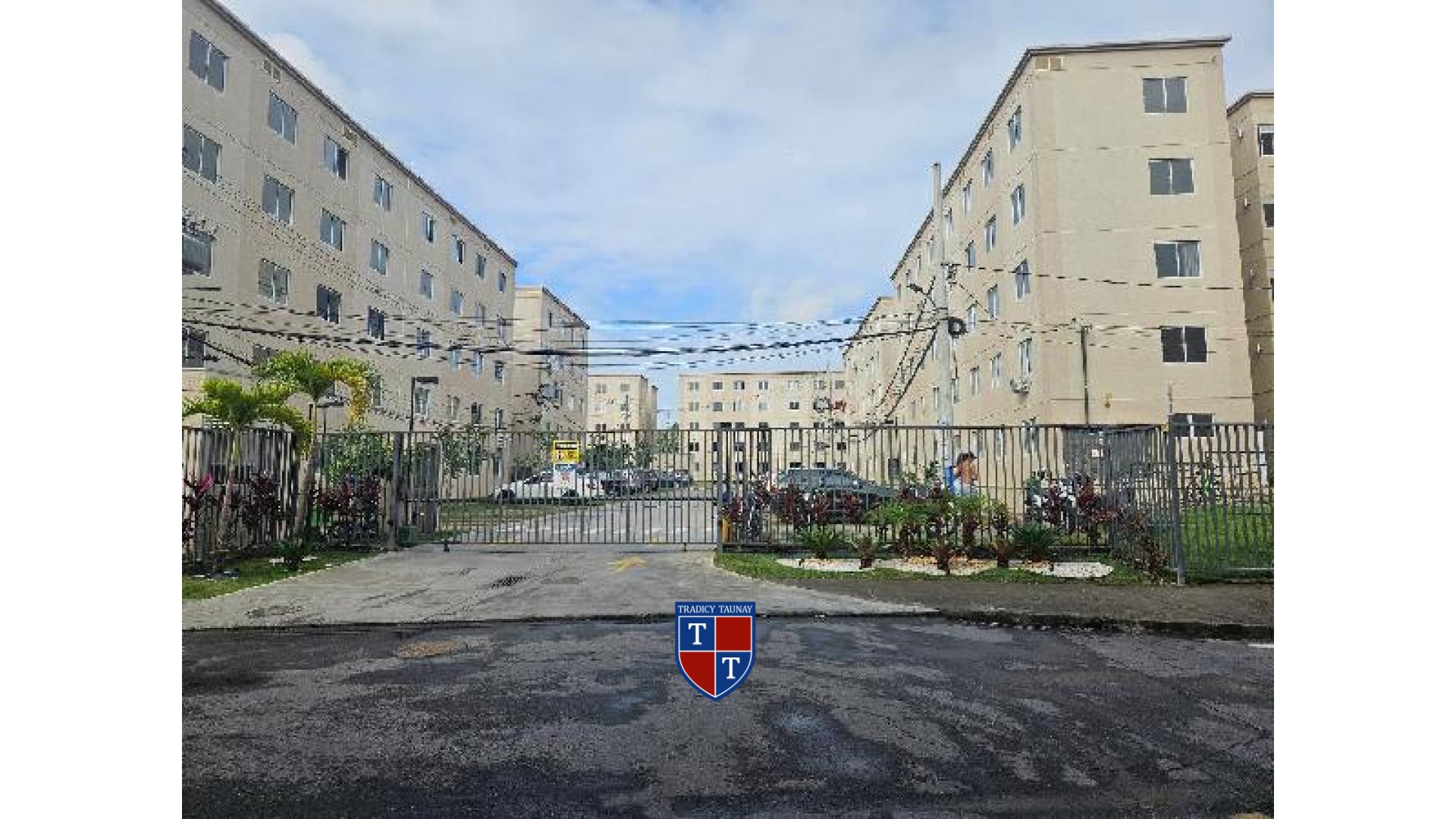 Foto 1 de APARTAMENTO em GUARATIBA - Imóvel Retomado Caixa