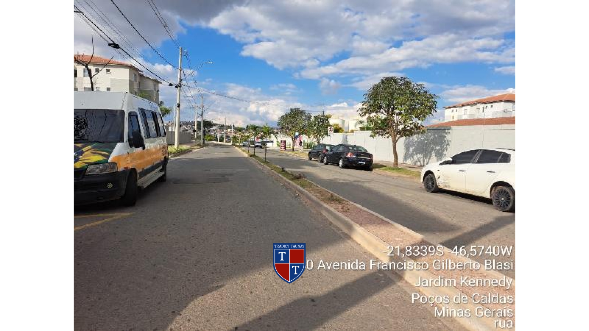 APARTAMENTO em LOTEAMENTO RESIDENCIAL TIRADENTES