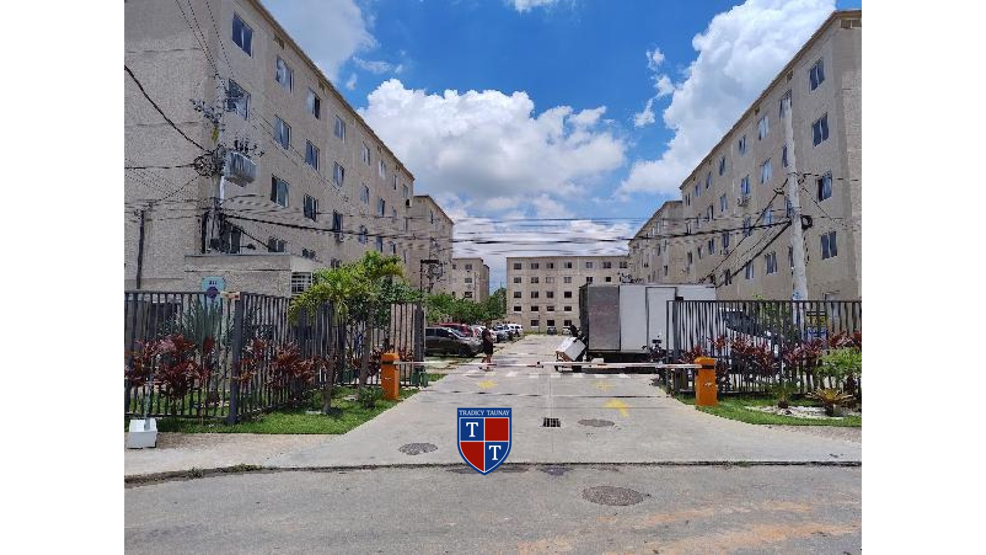 Foto 1 de APARTAMENTO em GUARATIBA - Imóvel Retomado Caixa