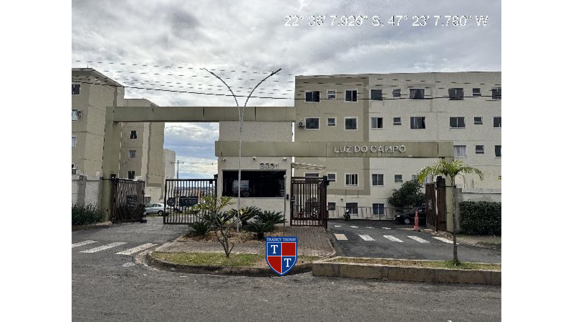 APARTAMENTO em FAZENDA DUAS BARRAS