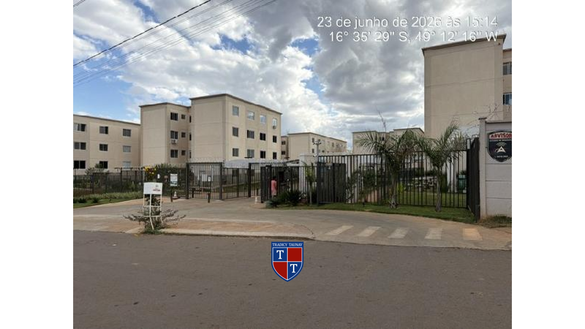 APARTAMENTO em RESIDENCIAL FREI GALVAO