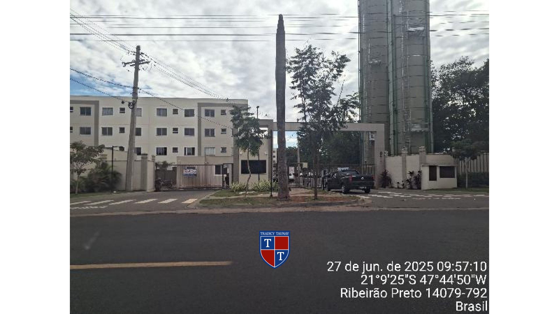 Foto 1 de APARTAMENTO em JARDIM OURO BRANCO - Imóvel Retomado Caixa