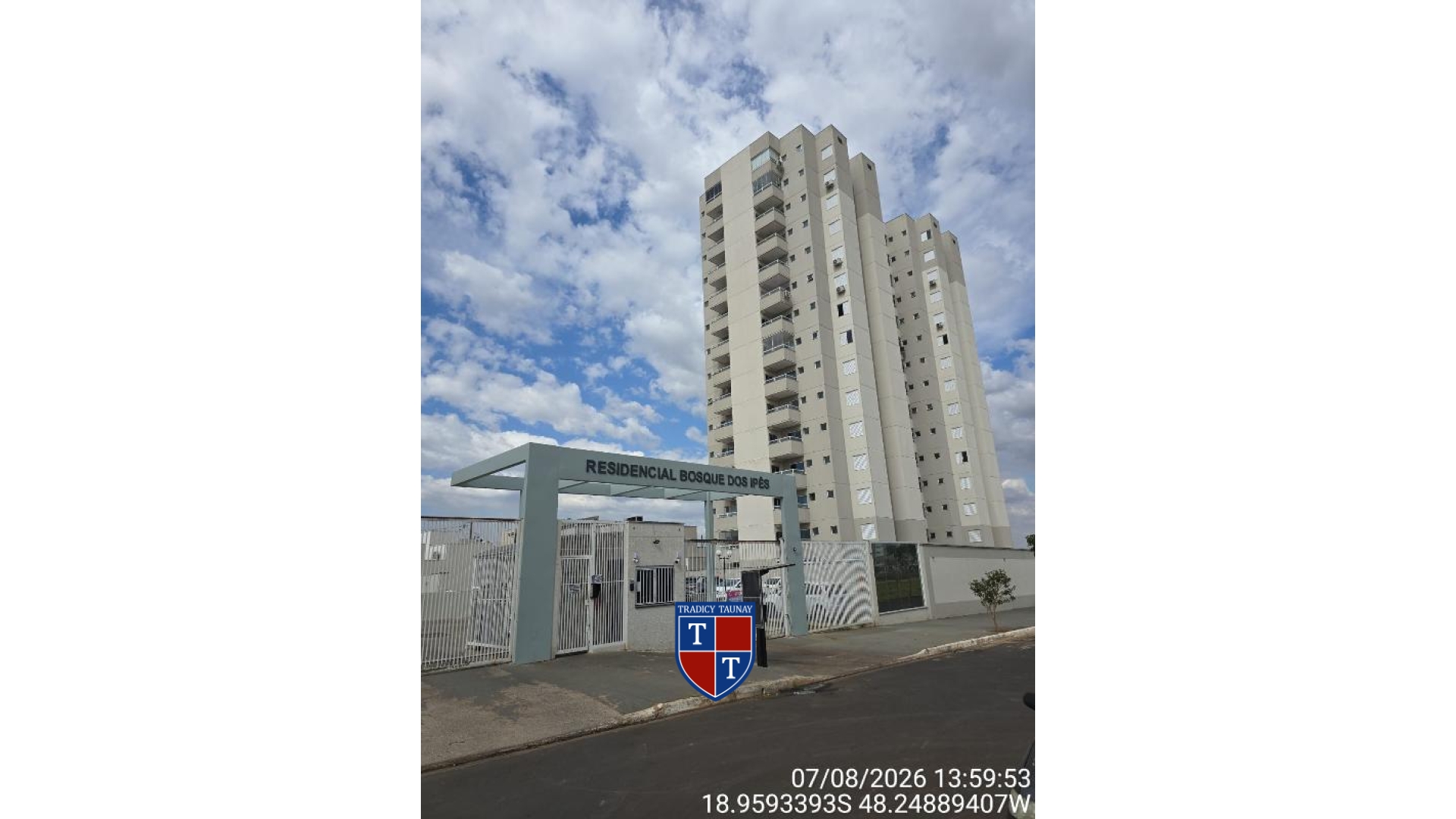 Foto 1 de APARTAMENTO em LARANJEIRAS, UBERLANDIA/MG - Imóvel Retomado CAIXA Ref 8787719507140