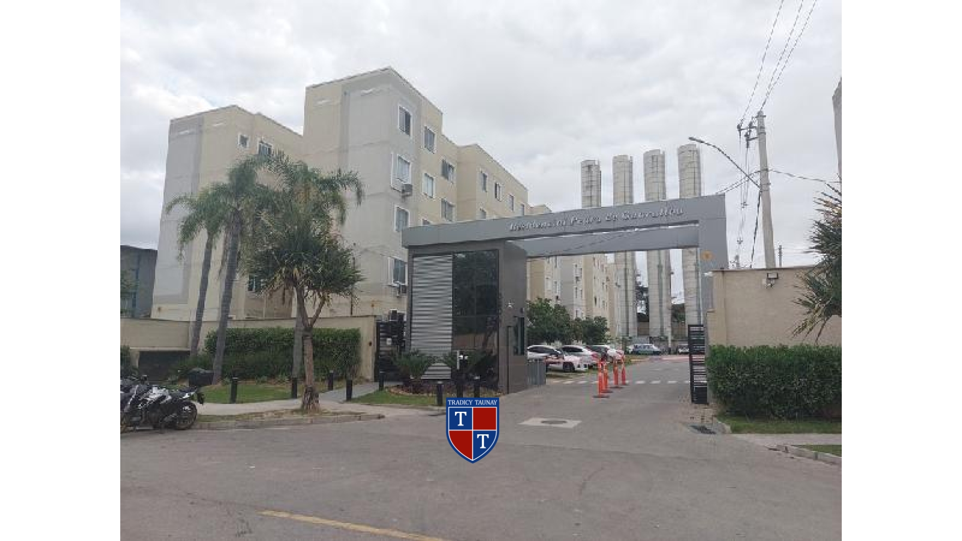 APARTAMENTO em FREG DE GUARATIBA