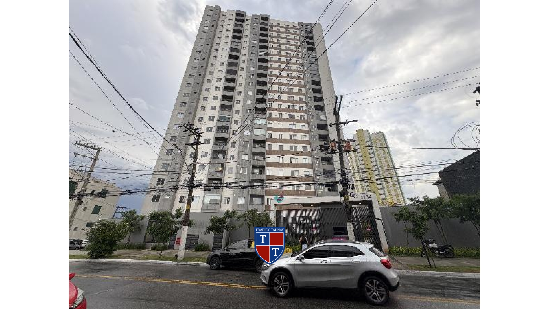 APARTAMENTO em VILA PRIMAVERA