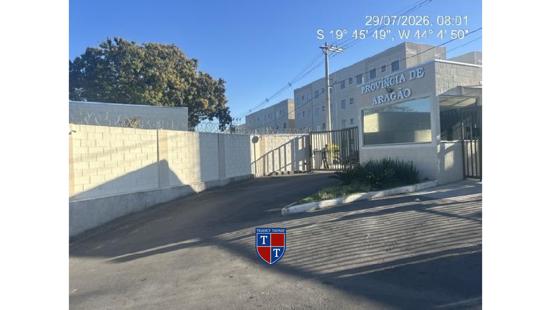 APARTAMENTO em DONA CLARA