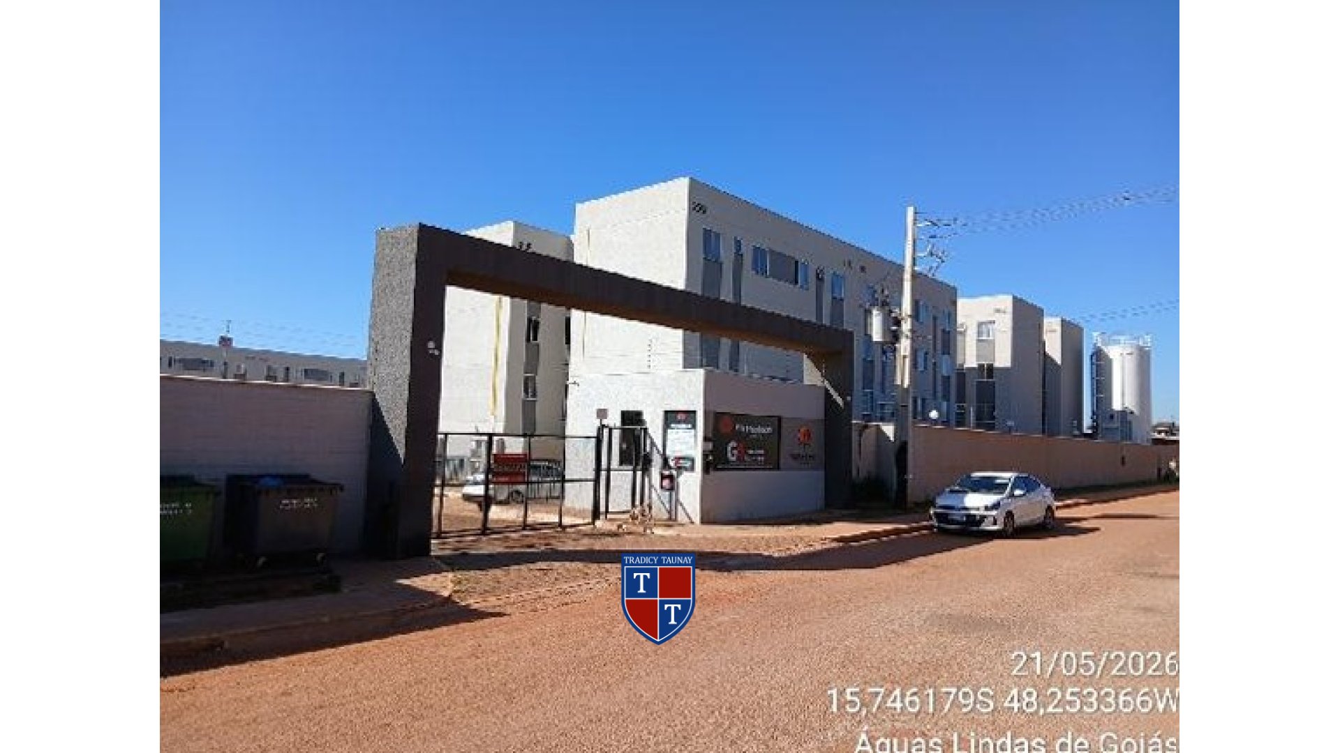 Foto 1 de APARTAMENTO em CHACARAS COIMBRA - Imóvel Retomado Caixa