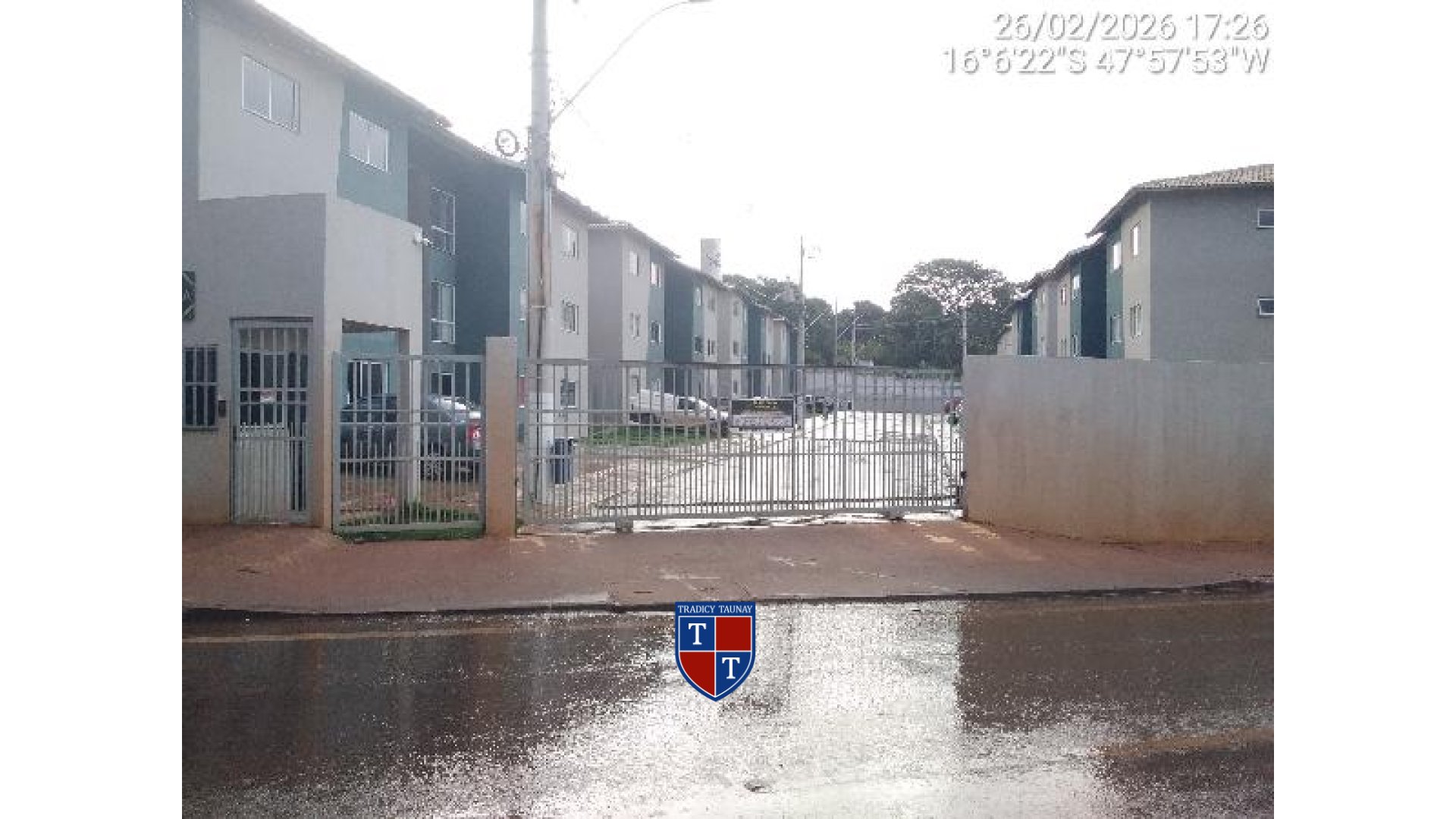 Foto 1 de APARTAMENTO em CHACARAS SAIA VELHA - Imóvel Retomado Caixa